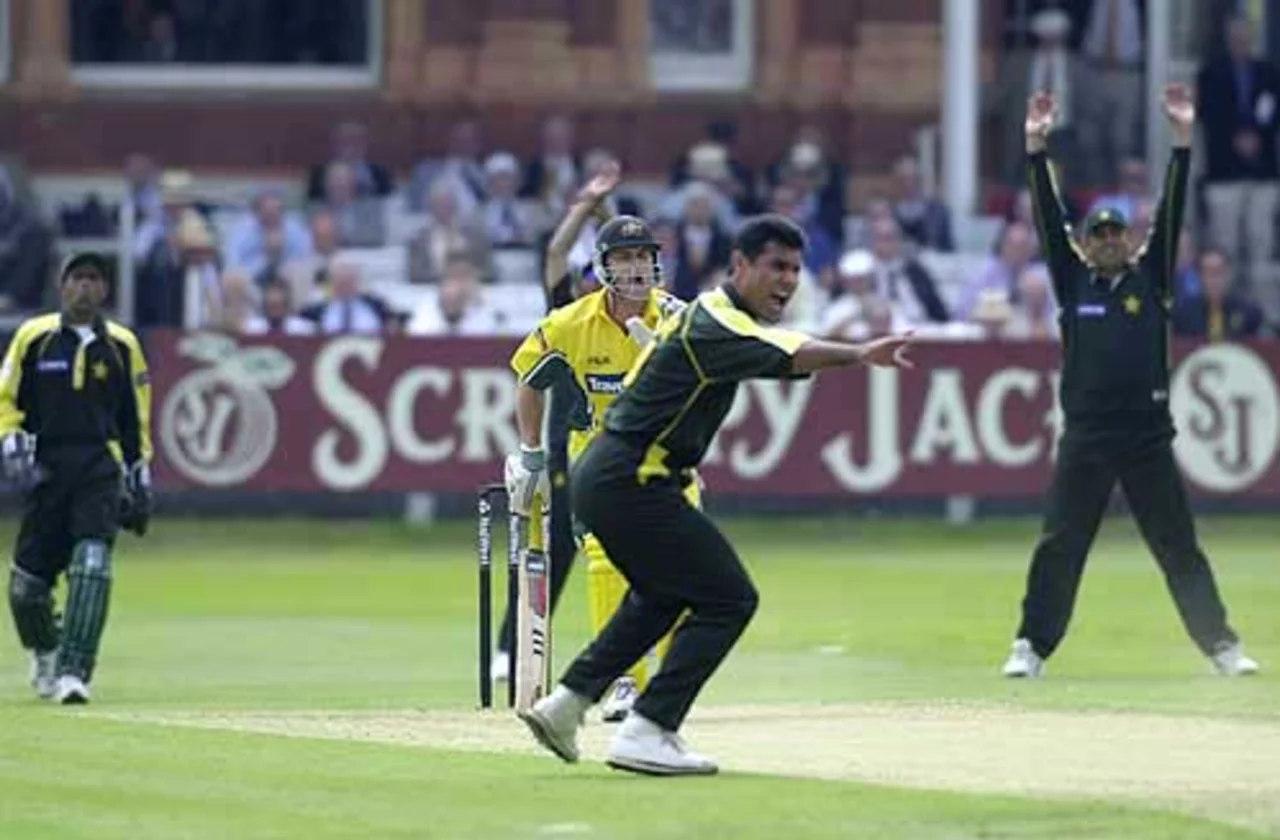 Best Strike Rates for Pakistan Bowlers in ODI Cricket