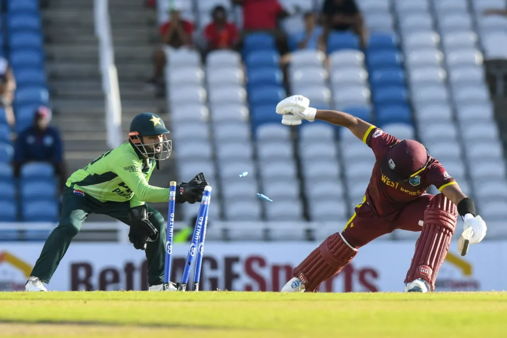 Most Pakistan Wicketkeeper Dismissals in ODIs